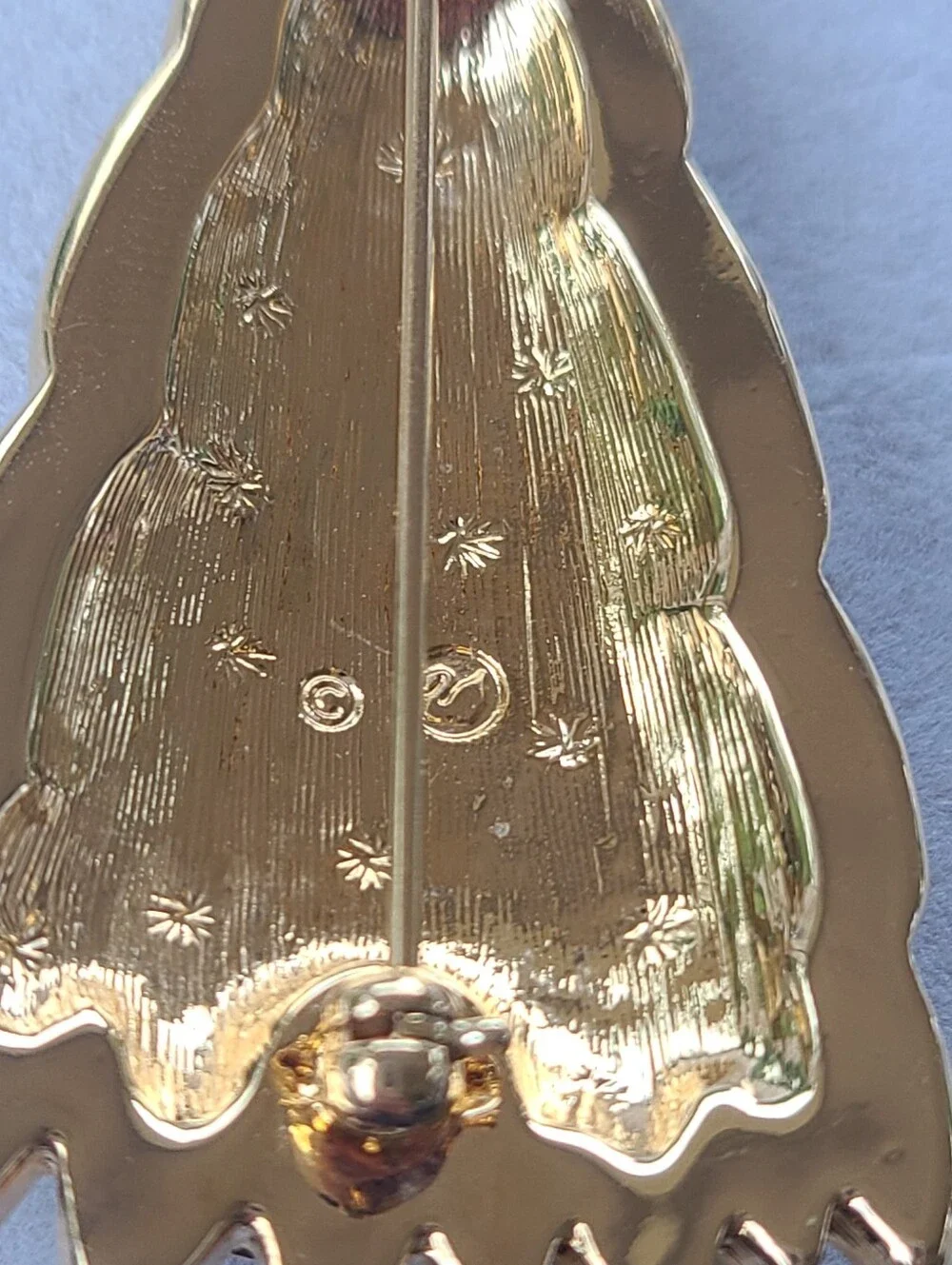 Swarovski Gold-Tone Crystal Christmas Tree Brooch- Excellent Condition